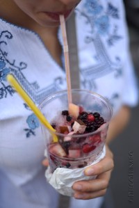 La cannuccia aiuta a non lasciare nemmeno una goccia del gusto di una grattachecca