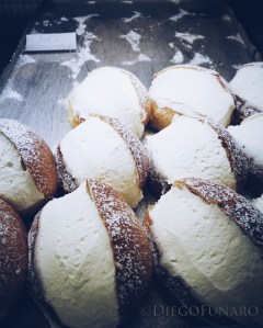 Maritozzi con la panna